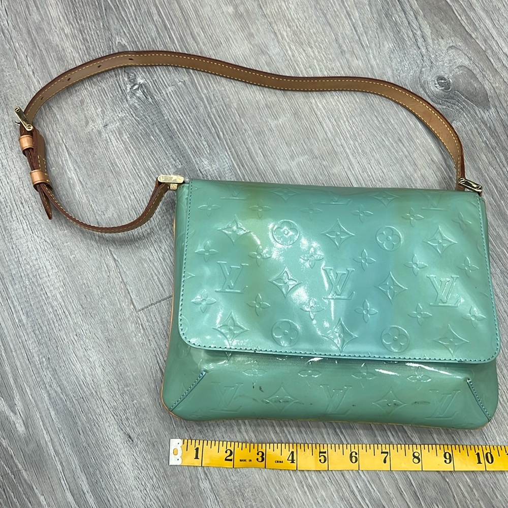 Louis Vuitton Green Monogram Vernis Thompson Street Bag - Picture 5 of 8